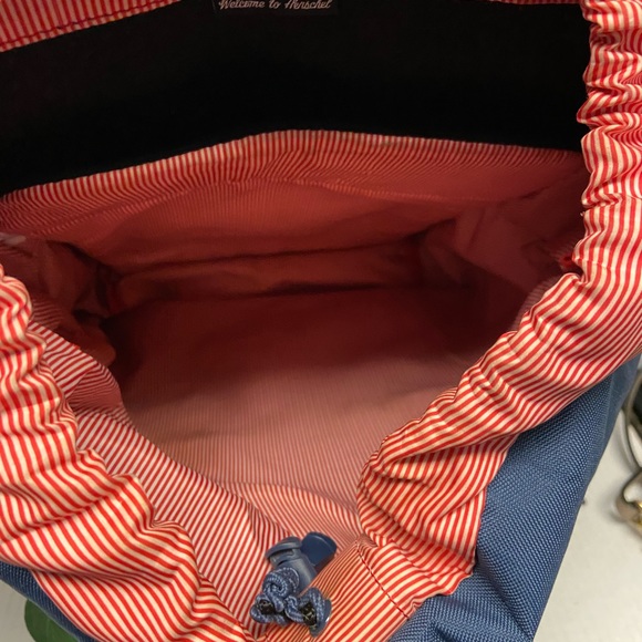 Herschel Supply Large Draw String Top Backpack - Picture 7 of 12